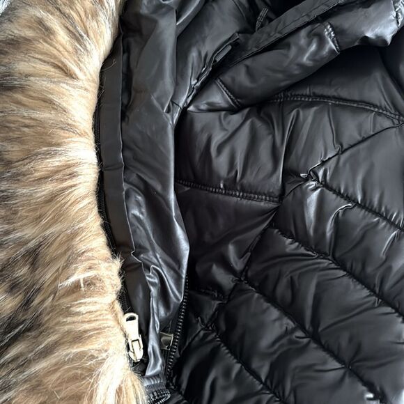 Guess Women's Black Solid Fur Long Sleeve Full Zip Puffer Jacket Size XL - Picture 10 of 10